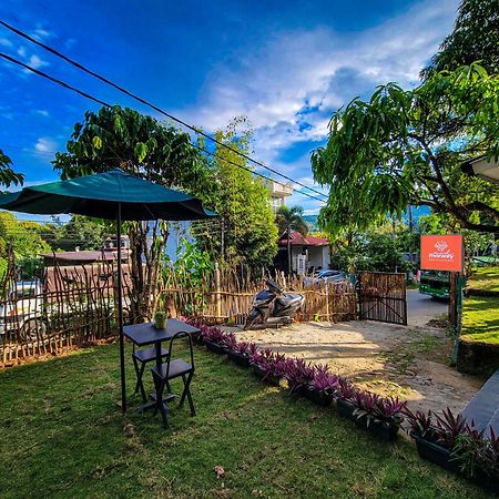 Mad Monkey Hostel And Lounge Ella Exterior photo
