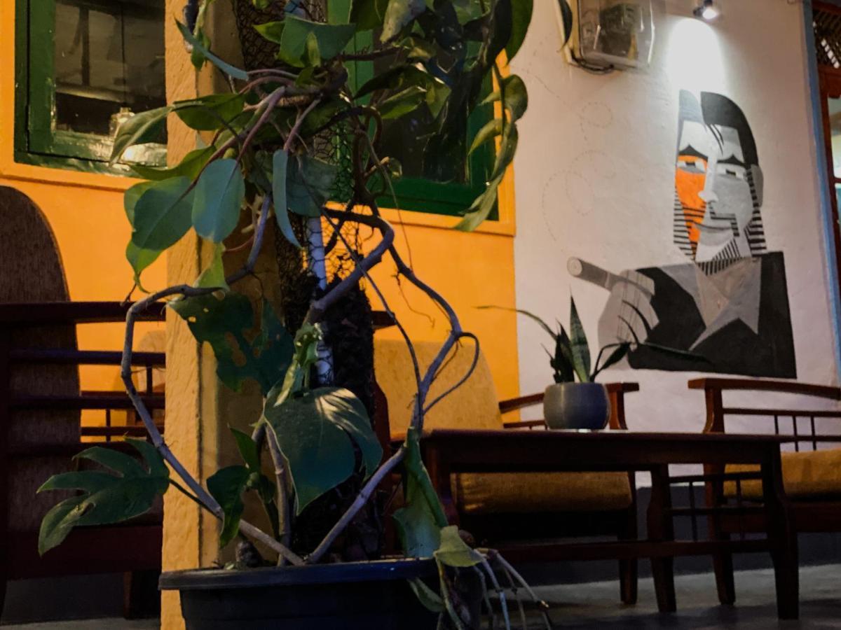 Mad Monkey Hostel And Lounge Ella Exterior photo