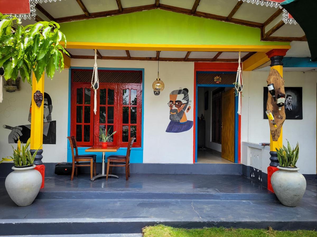 Mad Monkey Hostel And Lounge Ella Exterior photo
